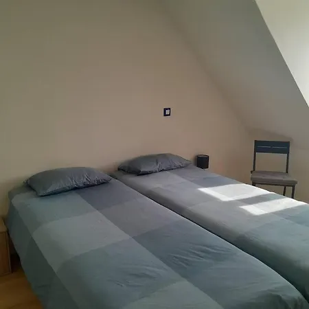 Jolie Maison Proche De La *